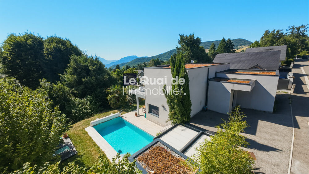 Maison 5 pièces 141 m² · à Saint-Martin-d'Uriage · 141 m² · 599 000 €