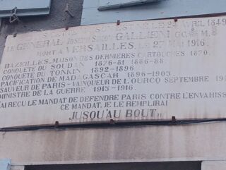  Maison  vendre 8 pices 270 m