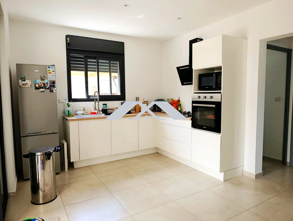 Vente Maison Villa F5 + piscine à La Rivière Saint-Louis Saint-louis