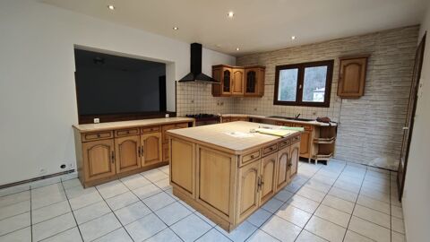  Appartement � louer 4 pi�ces 133 m�