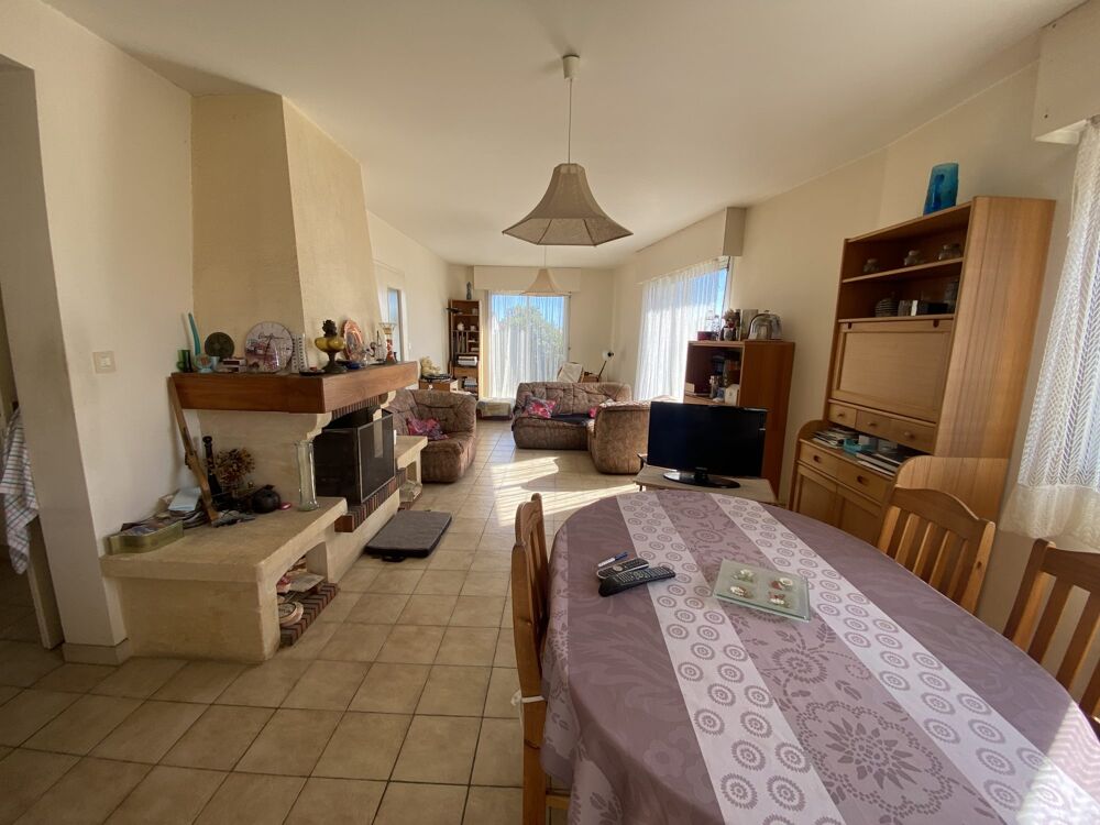 Vente Maison Maison d'habitation de type 4 avec garage. Brem-sur-mer