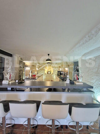  Maison à vendre 8 pièces 220 m²