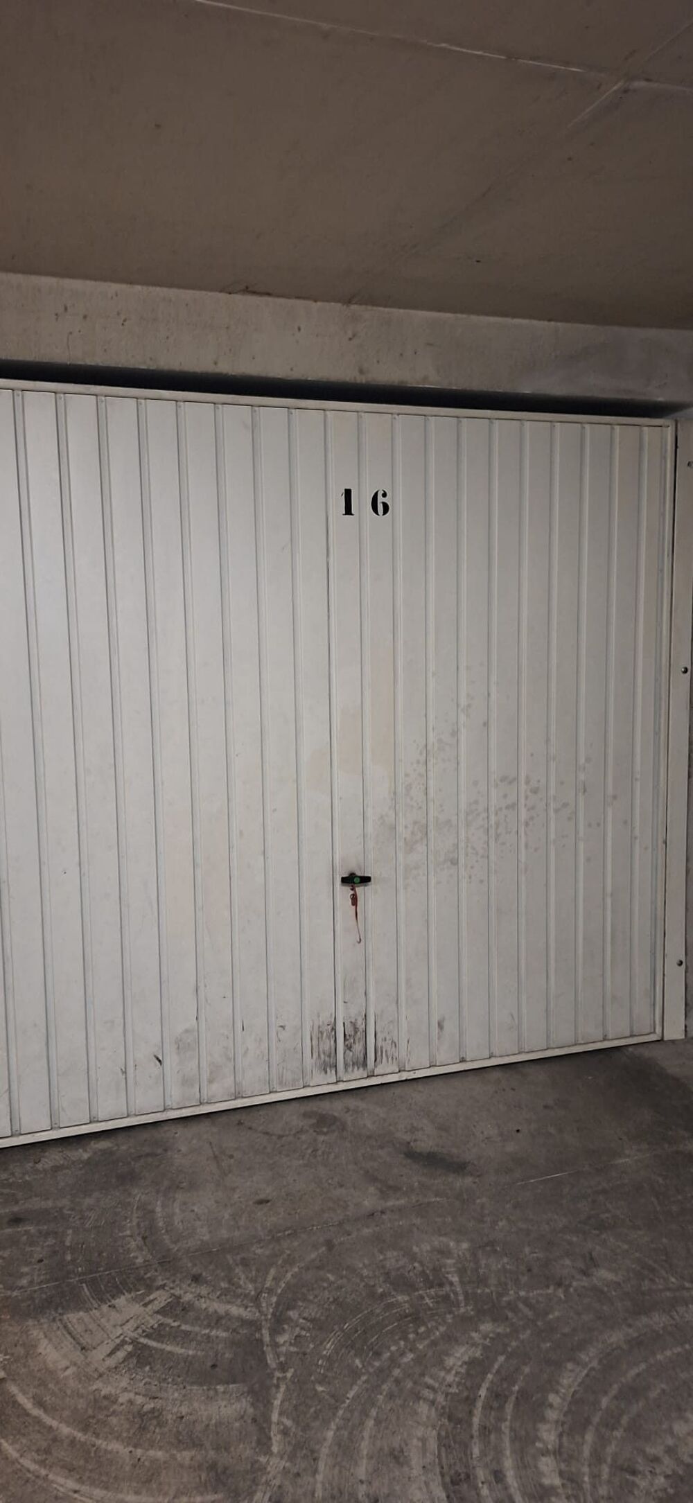 Location Parking/Garage Garage Parking à louer Marseille Marseille 8