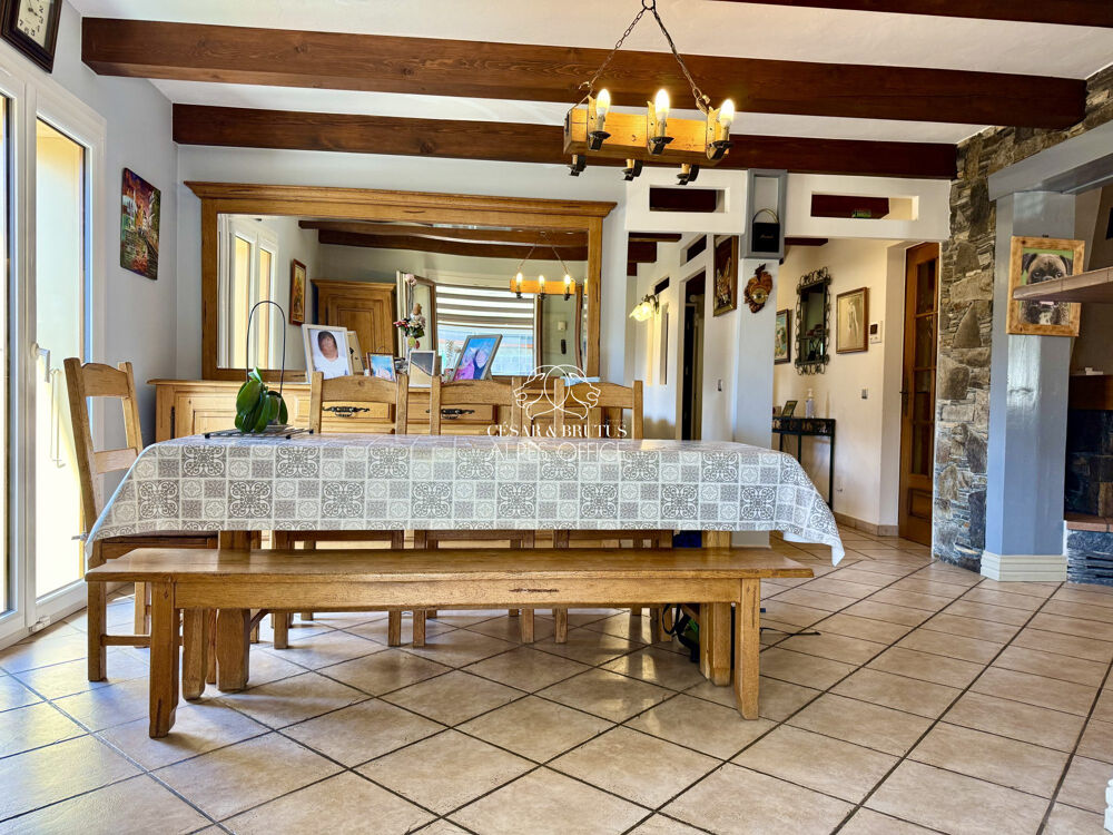 Sallanches  Chalet 7 pièces, 5 chambres, 277 m² au total, 1