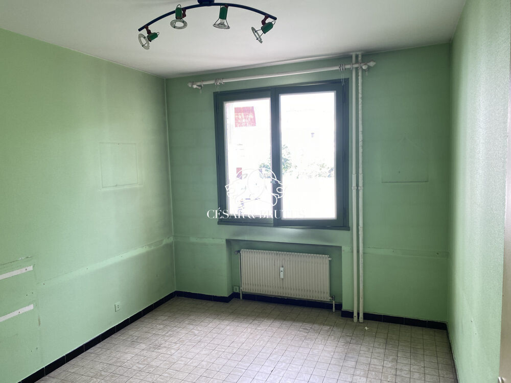 APPARTEMENT T4 ST PRIEST 87 m2