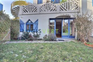  Appartement à louer 3 pièces 85 m²