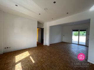  Immeuble  vendre 212 m