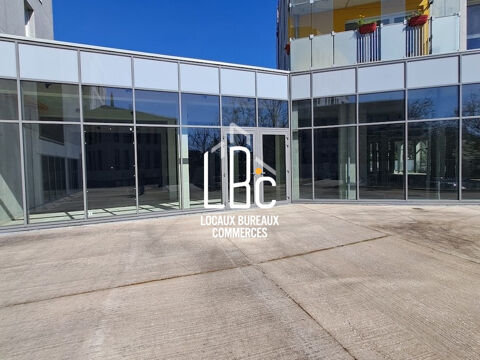   Nantes Université - À vendre local commercial 576,40 m² 
