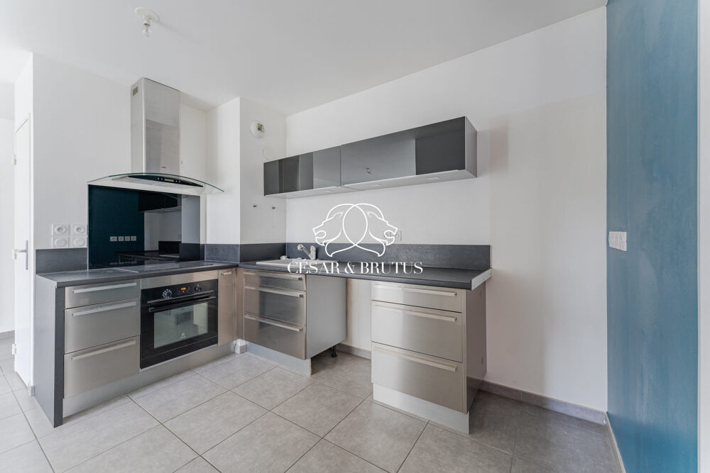 Vente Appartement A VENDRE , MAGNIFIQUE T3 EN RDJ Villeurbanne