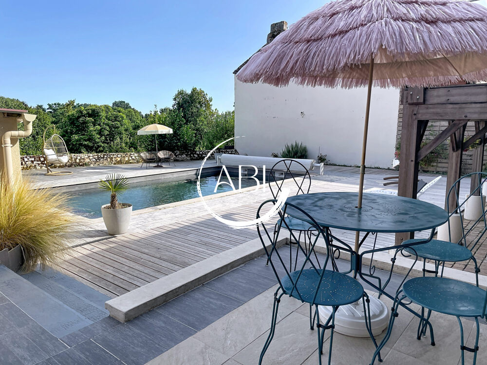 Maison à Vendre, 6 chambres, avec piscine - La Ferté Macé