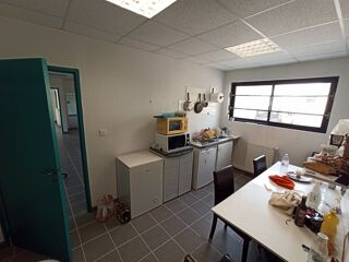  Immeuble à vendre 830 m²