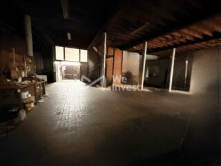  Immeuble à vendre 1900 m²