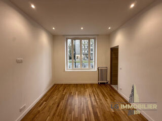  Appartement à louer 3 pièces 71 m²