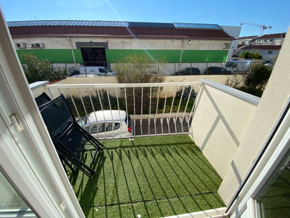 Location Appartement COQUET T2 AVEC STATIONNEMENT Lyon 8