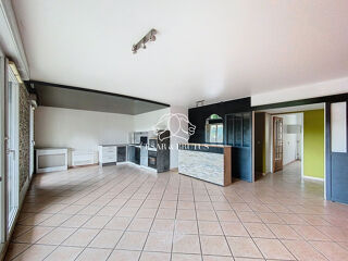  Appartement  vendre 4 pices 84 m