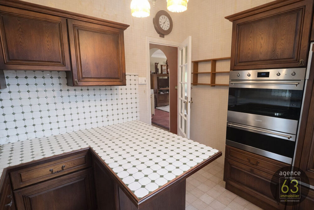 Maison Individuelle de 121 m2 sur terrain clos et arboré de 819