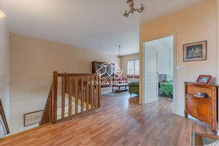  Maison à vendre 6 pièces 161 m²