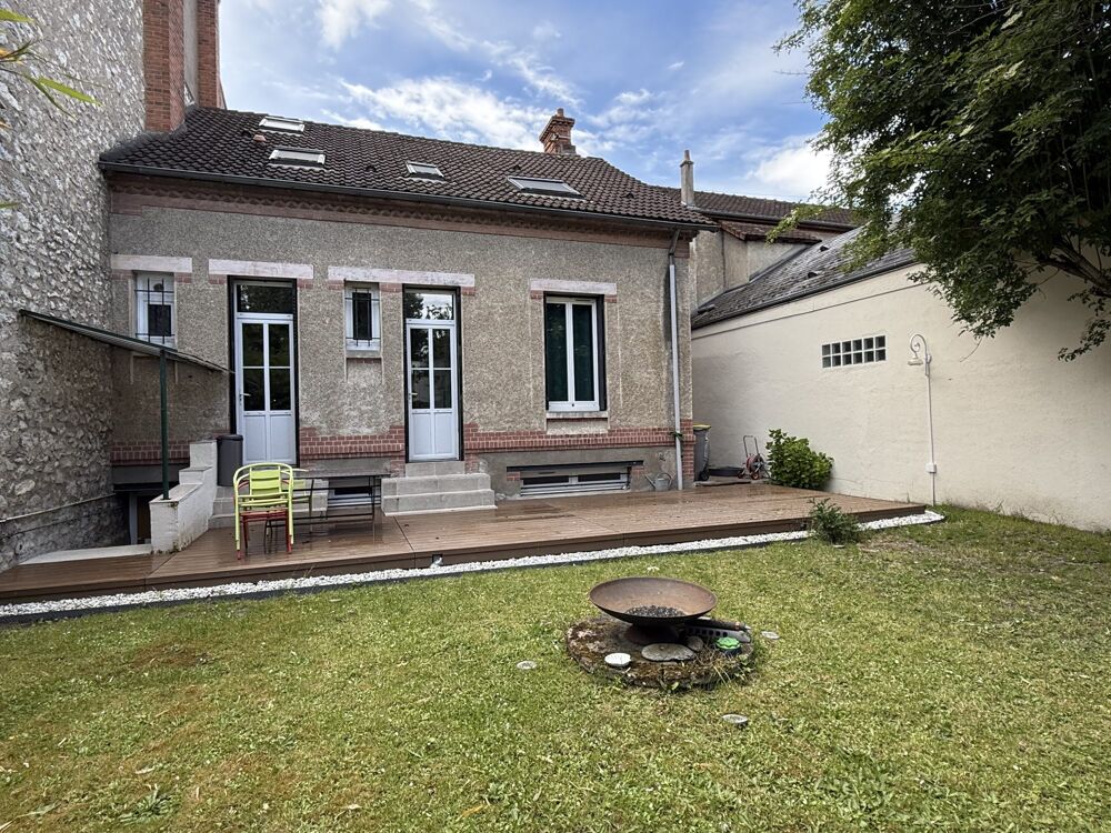 Maison 6 pièces 124 m² · à Fleury-les-Aubrais · 124 m² · 265 000 €