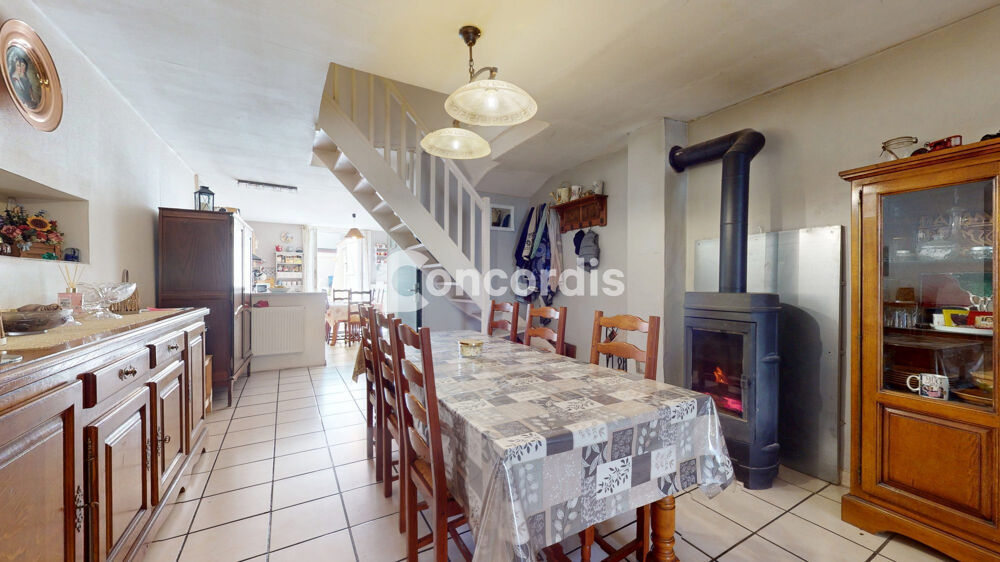 Maison 145 m² : 4 chambres / Cour et jardin / Garage
