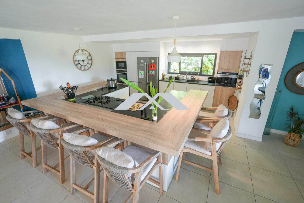 Vente Maison Villa F4/F5 vue mer Les trois bassins