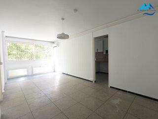  Appartement à louer 4 pièces 76 m²