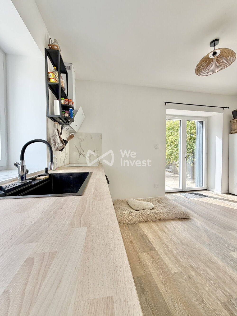 Vente Maison Maison de village rénovée de type 4 de 95 m2 habiatbles avec t Saint-agoulin