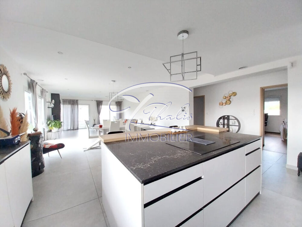 � vendre  Maison Montussan (33450)