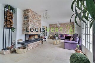  Maison à vendre 8 pièces 236 m²
