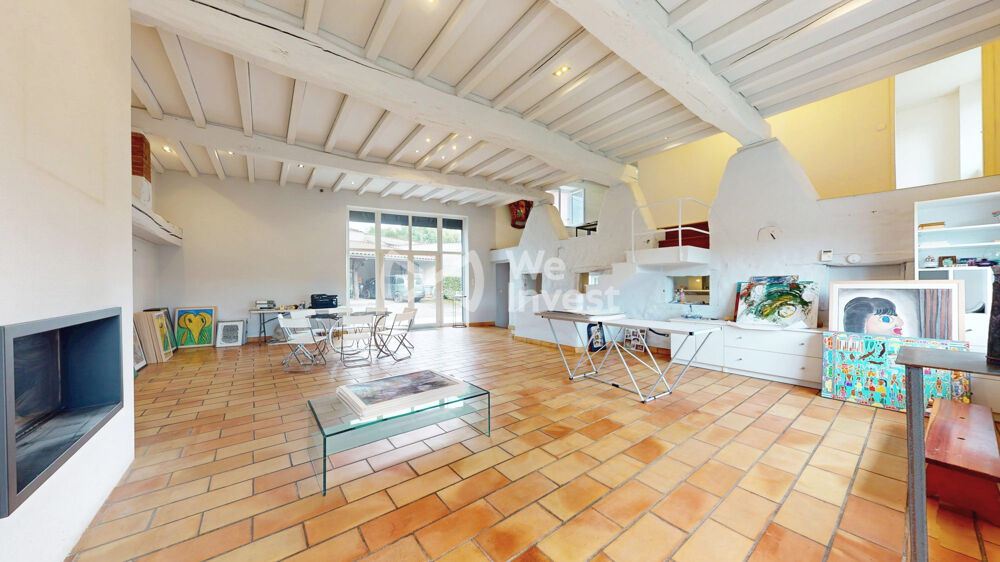 2 Maisons de caractère en pierre  193+138 m²  Terrain 21