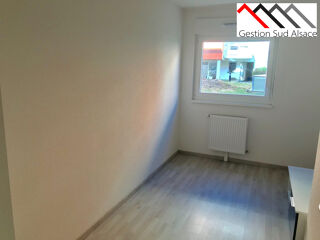  Appartement à louer 3 pièces 63 m²