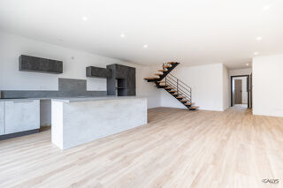  Maison  vendre 6 pices 142 m