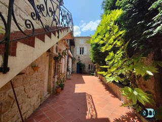  Maison � vendre 9 pi�ces 288 m�