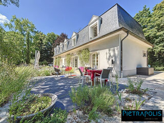  Maison � vendre 7 pi�ces 244 m�