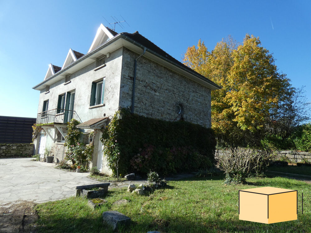 Maison à BELLEY de 7 pièces avec jardin