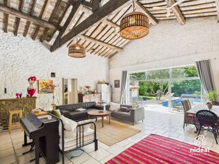  Maison � vendre 15 + pi�ces 270 m�