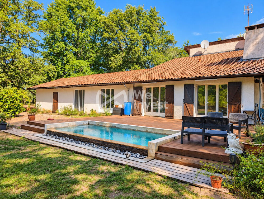 MOUSTEY  DOMAINE FORESTIER 3,2 HA  MAISON 216 M²  7 CH