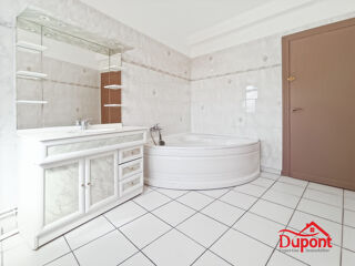  Maison à vendre 7 pièces 267 m²
