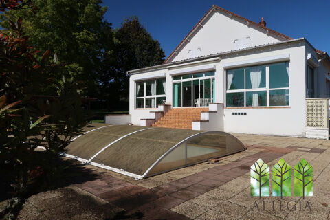   BELLE ET GRANDE MAISON DE FAMILLE AVEC JARDIN DE 7640M2 Maison - 7 pi�ce(s) - 400 m�