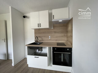  Appartement à louer 2 pièces 32 m²