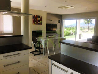  Maison à vendre 7 pièces 192 m²