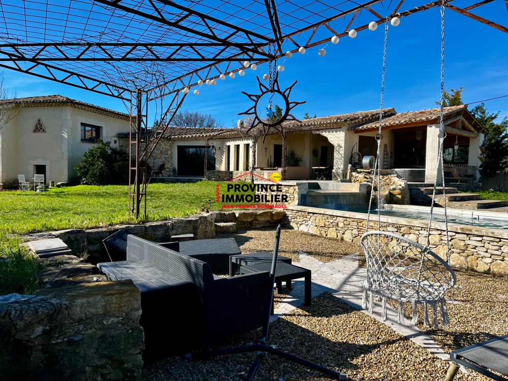 à vendre  Maison Sainte-Cécile-les-Vignes (84290)
