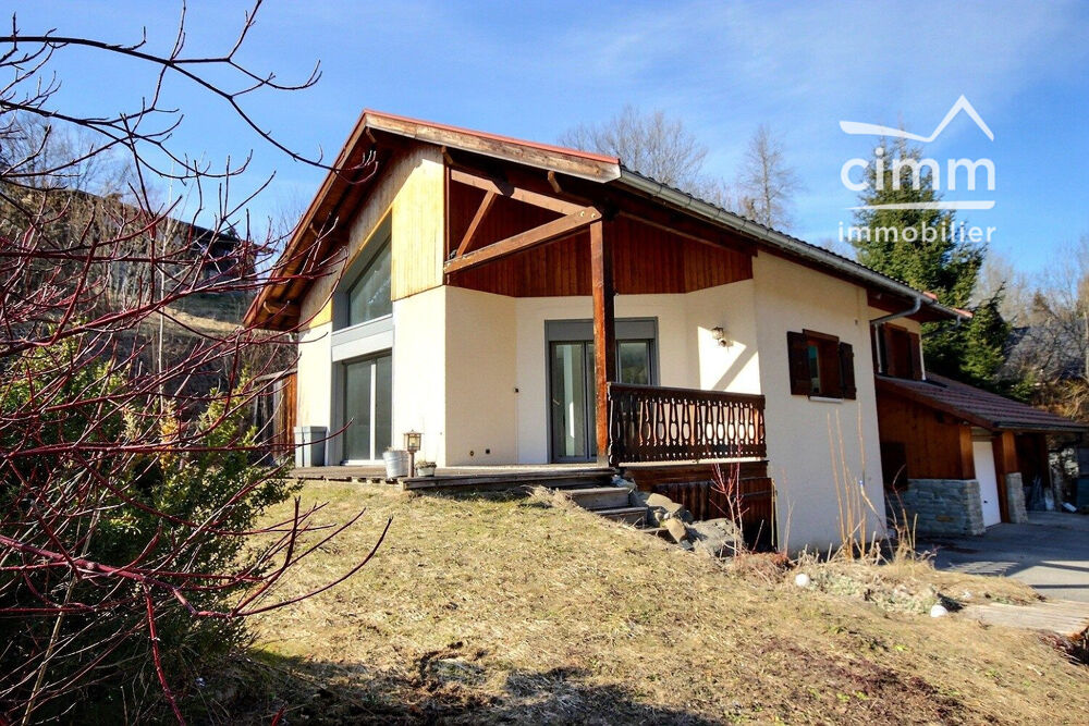 A VENDRE LES CARROZ D'ARACHES (74300) MAISON AVEC 4 CHAMBRES/2 S