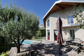  Maison à vendre 6 pièces 182 m²