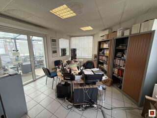  Immeuble � vendre 650 m�