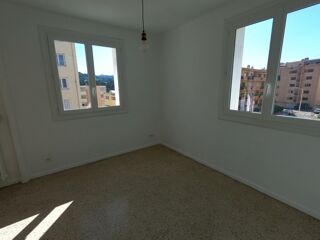  Appartement � vendre 4 pi�ces 62 m�