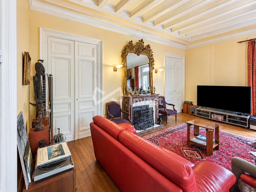 à vendre  Propriété/château Richelieu (37120)