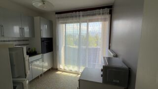  Appartement à louer 1 pièce 32 m²