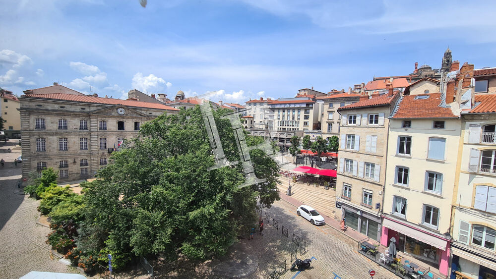   Le Puy-en-Velay, bureaux de 263 m² 
