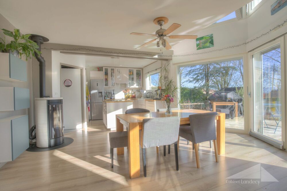 � vendre  Maison Collonges (01550)