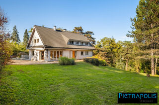  Maison � vendre 8 pi�ces 250 m�